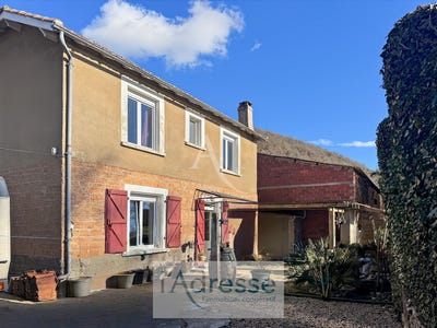 /international/fr/castelfranc-midi-pyrenees-310105649317/