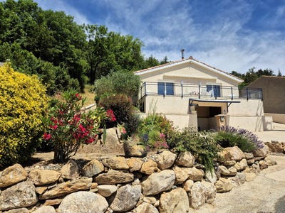 /international/fr/saint-vincent-d-olargues-languedoc-roussillon-310107561572/