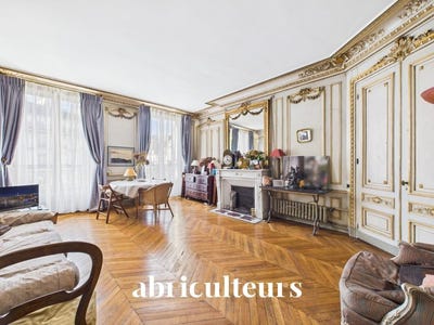 /international/fr/paris-10-ile-de-france-310108553857/