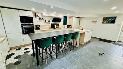 /international/fr/mayenne-pays-de-la-loire-310099618838/
