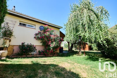 /international/fr/chevigny-saint-sauveur-burgundy-310101015504/