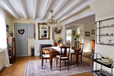/international/fr/aunay-sous-crecy-centre-val-de-loire-310108330909/