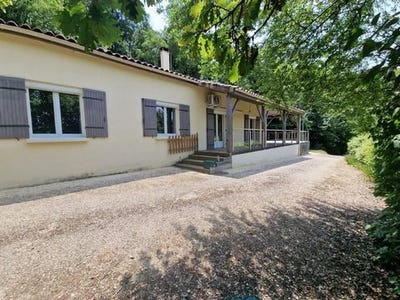 /international/fr/cuzorn-aquitaine-120093499592/