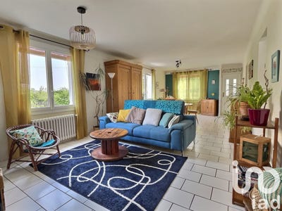 /international/fr/villeneuve-provence-alpes-cote-d-azur-310100140093/