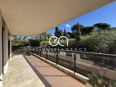/international/fr/cannes-provence-alpes-cote-d-azur-310101187231/?lang=en