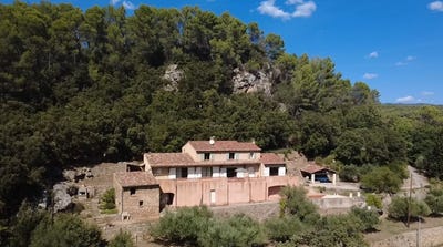 /international/fr/salernes-provence-alpes-cote-d-azur-310110290438/