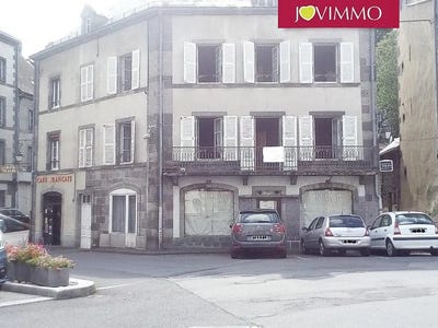 /international/fr/rochefort-montagne-auvergne-120088741457/
