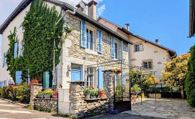 /international/fr/cessy-aquitaine-310099622299/