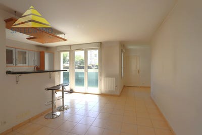 /international/fr/combs-la-ville-ile-de-france-310108565012/