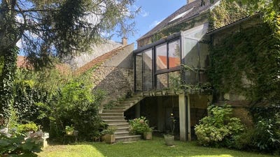 /international/fr/l-isle-sur-serein-burgundy-310100067485/?lang=zh-cn