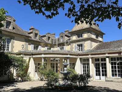 /international/fr/montfort-l-amaury-ile-de-france-310106407874/