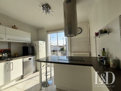 /international/fr/merignac-charente-310100696894/?lang=zh-cn