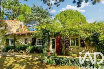 /international/fr/ledenon-languedoc-roussillon-310105010640/