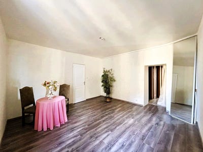 /international/fr/beziers-languedoc-roussillon-310106943152/