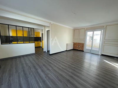 /international/fr/poiroux-pays-de-la-loire-310108590274/