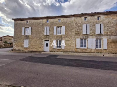 /international/fr/ruffec-charente-120092140788/?lang=pt