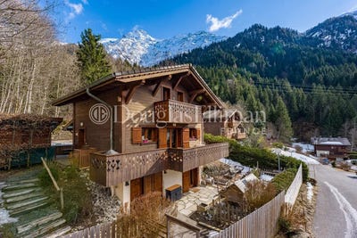 /international/fr/les-houches-rhone-310107068990/