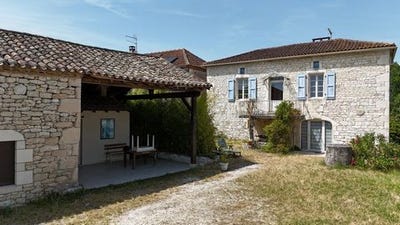 /international/fr/montcuq-midi-pyrenees-310101380636/