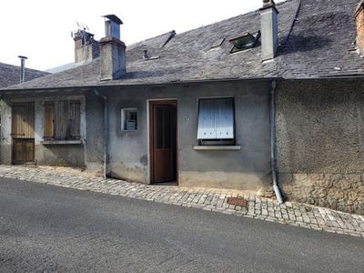 /international/fr/terrasson-lavilledieu-aquitaine-120087957308/