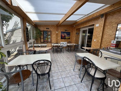 /international/fr/clermont-ferrand-auvergne-310101324670/