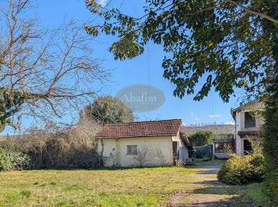 /international/fr/trie-sur-baise-midi-pyrenees-310105805984/