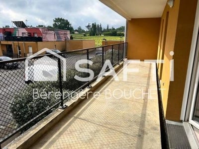 /international/fr/artigues-pres-bordeaux-aquitaine-310106488015/