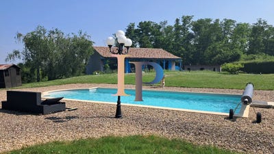 /international/fr/charolles-burgundy-310100631173/