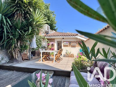 /international/fr/nimes-languedoc-roussillon-310108419316/