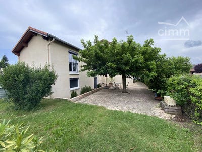 /international/fr/bonson-centre-val-de-loire-120089765605/