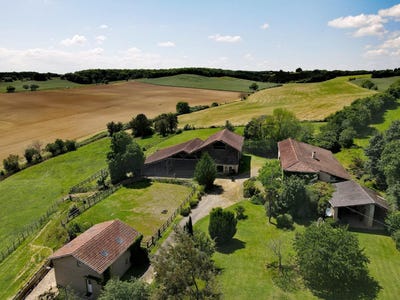 /international/fr/montesquiou-midi-pyrenees-310102345526/