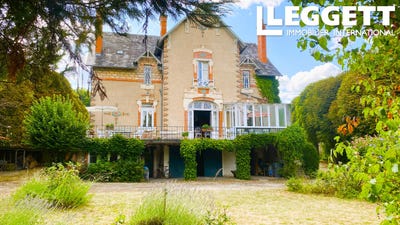/international/fr/saint-amand-montrond-centre-val-de-loire-310102035043/