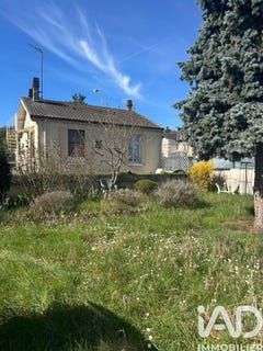 /international/fr/saint-julien-du-sault-burgundy-310106575317/