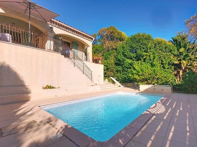 /international/fr/pegomas-provence-alpes-cote-d-azur-310106999355/