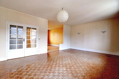 /international/fr/blois-centre-val-de-loire-310100859566/
