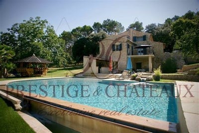 /international/fr/piolenc-provence-alpes-cote-d-azur-120079103310/