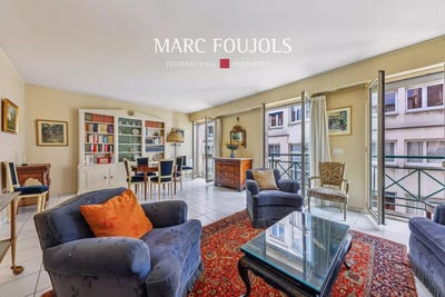 /international/fr/paris-16-ile-de-france-310101419534/?lang=pt