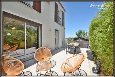 /international/fr/abeilhan-languedoc-roussillon-310100877519/