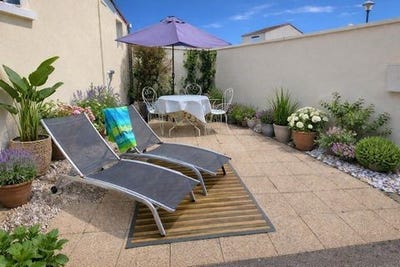 /international/fr/longeville-sur-mer-pays-de-la-loire-310106116749/