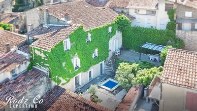 /international/fr/saint-martin-de-castillon-provence-alpes-cote-d-azur-310100144122/