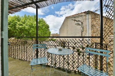 /international/fr/uzes-aquitaine-310106020555/