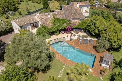 /international/fr/saint-paul-de-vence-provence-alpes-cote-d-azur-310100932587/