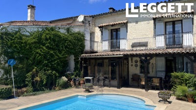 /international/fr/villefranche-de-lonchat-aquitaine-310109175844/