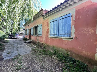 /international/fr/pompignan-languedoc-roussillon-310108315031/