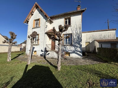 /international/fr/lanobre-auvergne-310099710771/