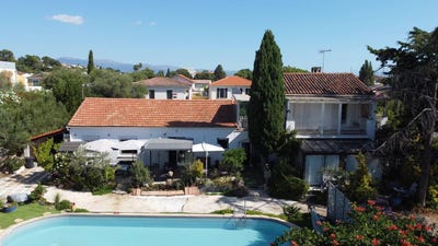 /international/fr/antibes-provence-alpes-cote-d-azur-310101188441/