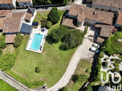 /international/fr/charras-charente-310097464970/?lang=en