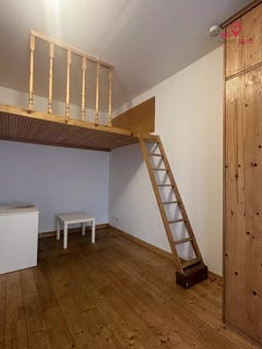 /international/fr/lyon-8eme-rhone-310108436098/