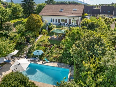 /international/fr/ville-la-grand-rhone-310100650374/