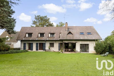 /international/fr/saulx-les-chartreux-ile-de-france-310097624254/