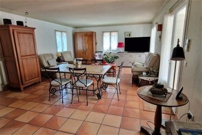 /international/fr/saint-christol-les-ales-languedoc-roussillon-120088668755/